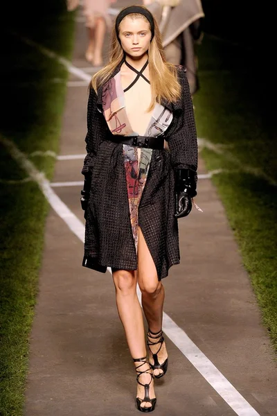 Look 40